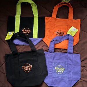 Trader Joe's Halloween “Trick or Treat” Mini Tote Bags Set
